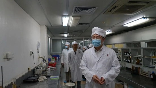 广药集团第十一领导督查组董志刚总法律顾问到白云山潘高寿开展安全生产督查.jpg