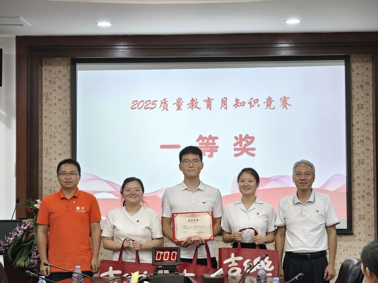 5cde05c1316db2686239e319a7a7cd71.jpg 5cde05c1316db2686239e319a7a7cd71.jpg